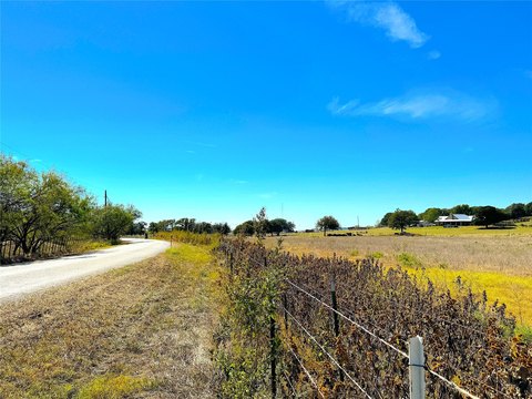 Unrestricted Land in Mineral Wells