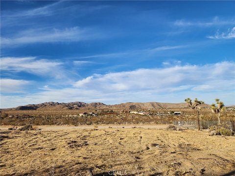 LAND - Joshua Tree, CA