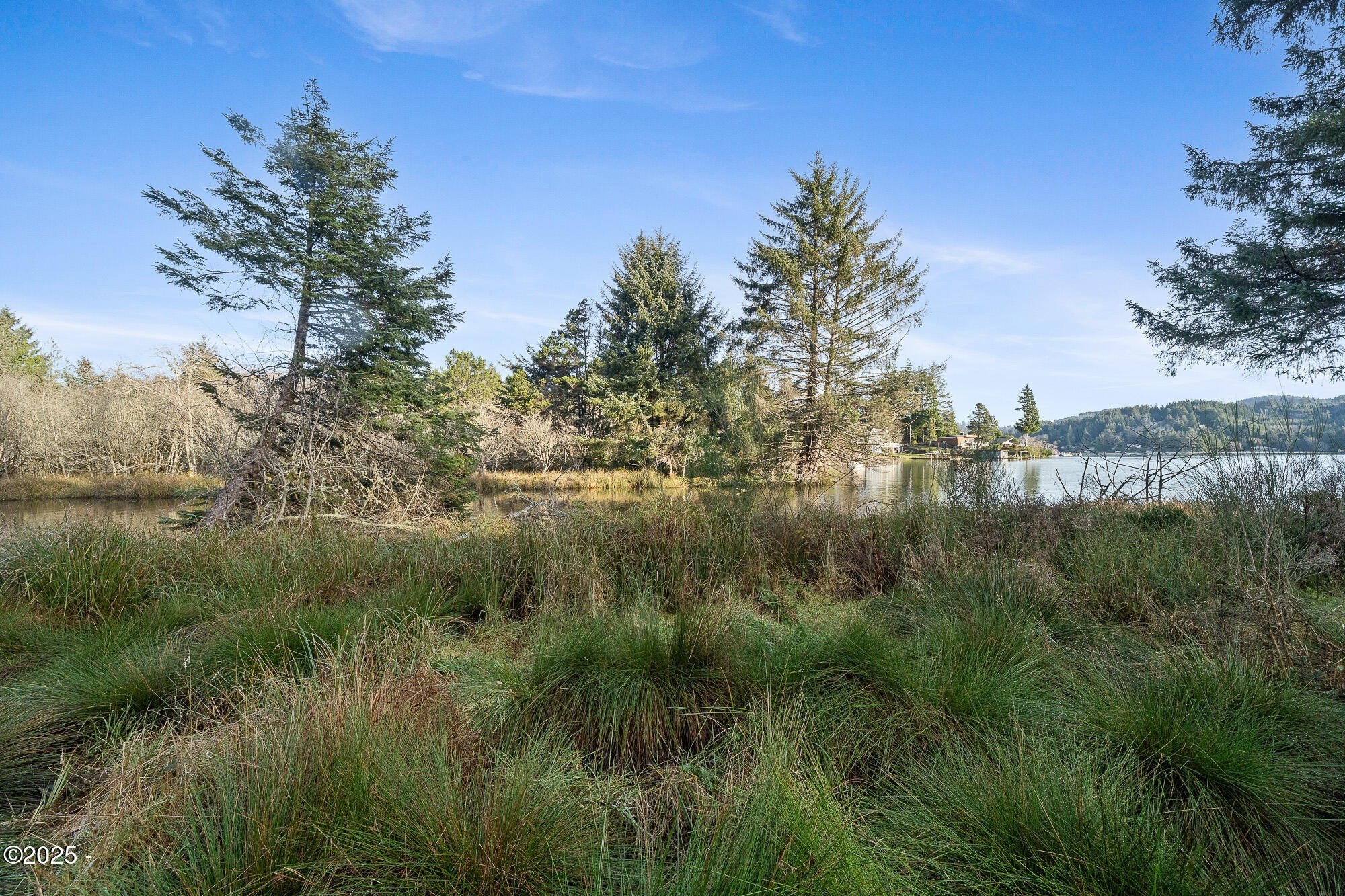 Lincoln City Lakefront Vacant Lot