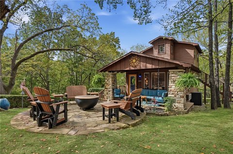 Five-Unit Resort with Cabins