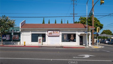 Freestanding Restaurant Building