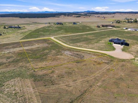 LAND, Belle Fourche, SD