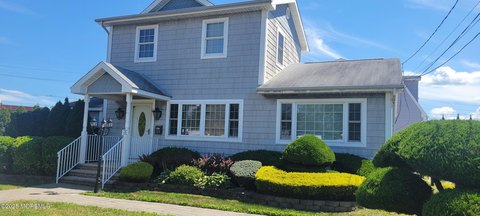 Updated Office Space with Exposure