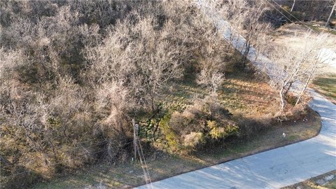 Land in Sugar Creek, MO