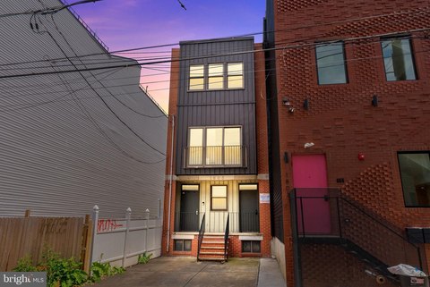 Duplex Investment Opportunity Near Temple