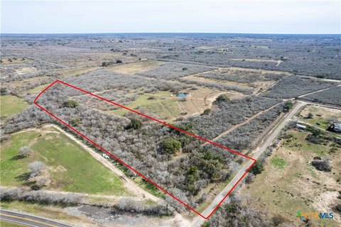 12.19 Acres in Beeville, TX