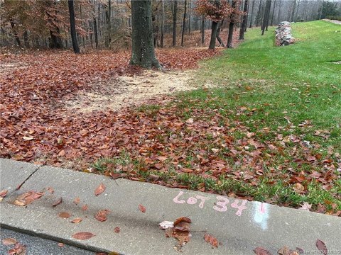 Wooded Lot in Floyds Knobs