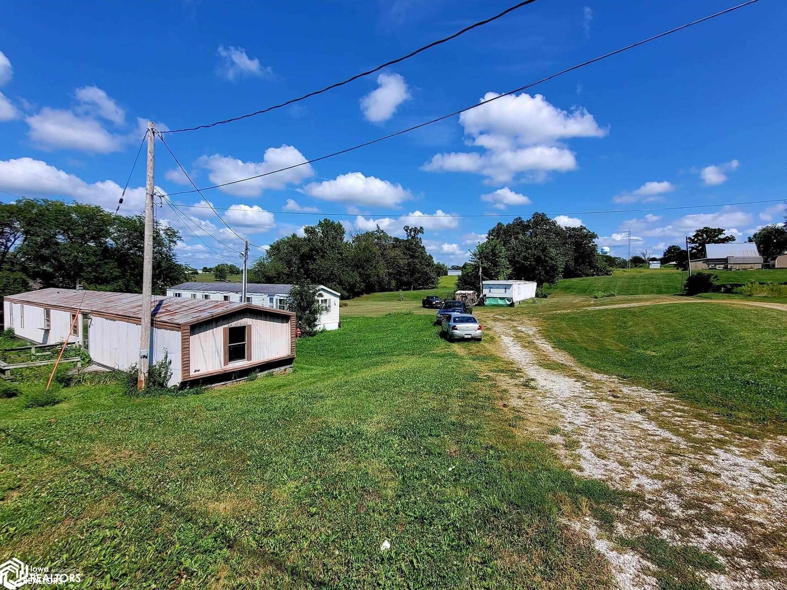 Sigourney Land with Utilities