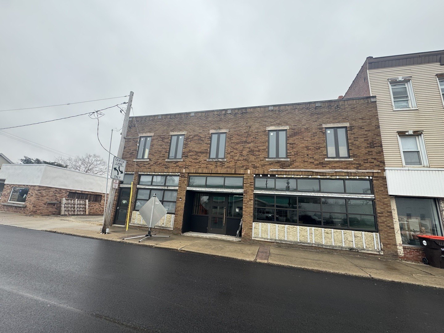 Two-Story Commercial Building in Washington