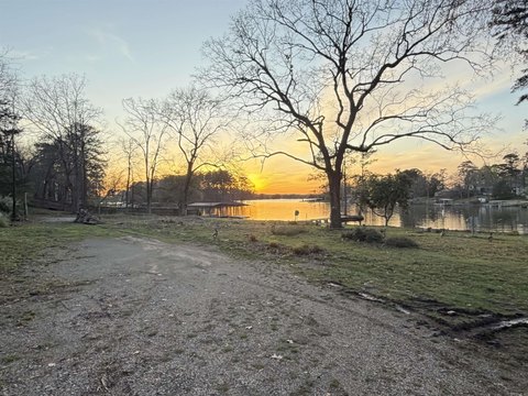 Lake Hamilton Waterfront Land