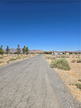 Residential Land in Quiet Location