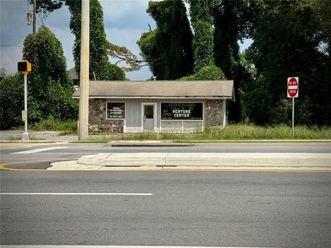Former Medical Office on Acre