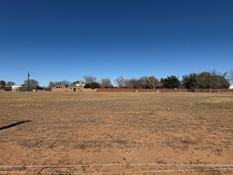 Residential Land in Midland, TX