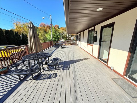 Office/Retail Space in Mahopac