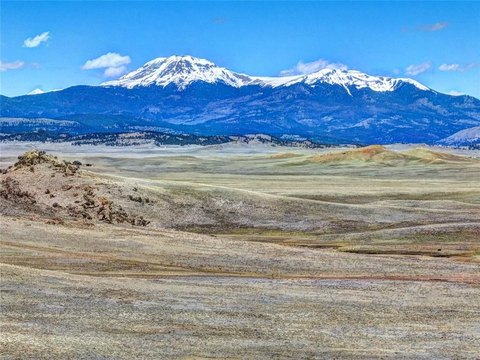 Colorado Land with Mountain Views