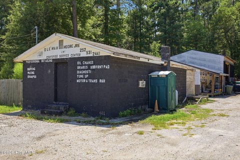 Commercial Auto Shop Property