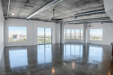 Luxury High-Rise Soho Loft