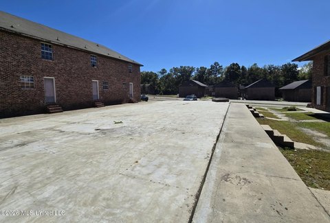 Land, Hattiesburg, MS