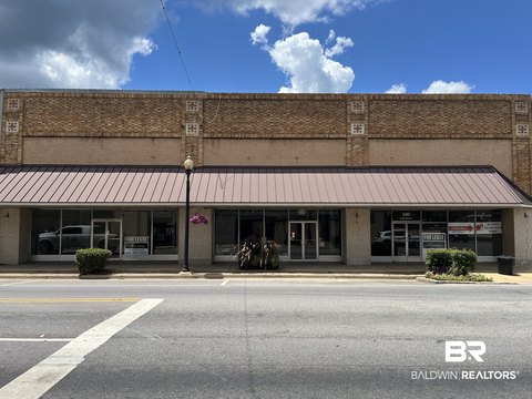 Downtown Showroom Retail Space
