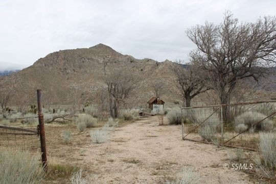 Onyx Land with Private Well