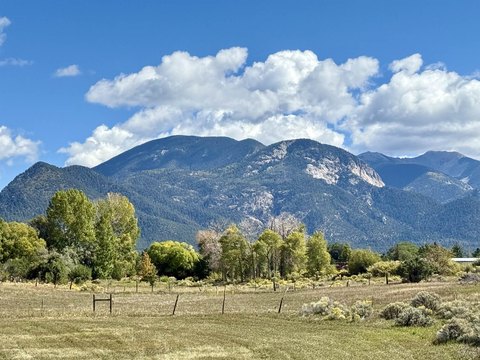 Arroyo Seco Land with Views