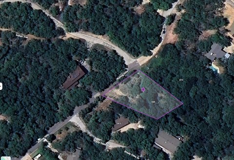 Lake-Adjacent Residential Lot