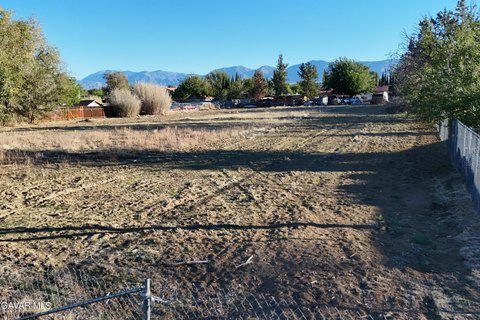 Land, Littlerock, CA