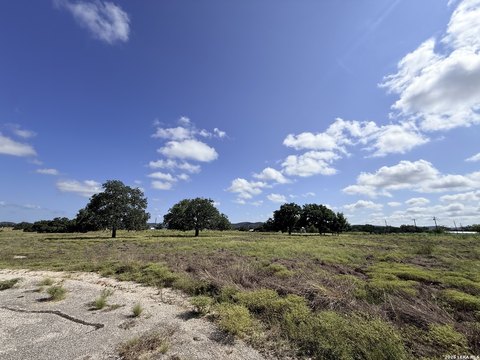 Land, Medina, TX