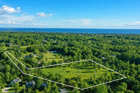East Hampton Vacant Land Opportunity