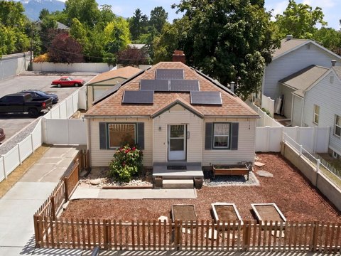 Mixed-Use Live-Work Property with Garage