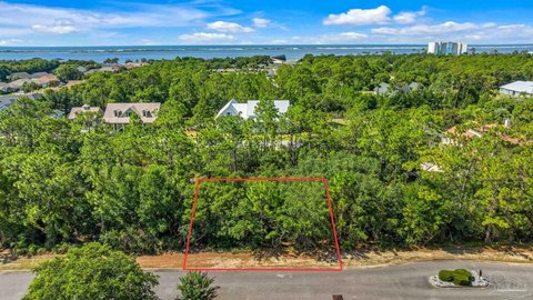 LAND - Pensacola, FL