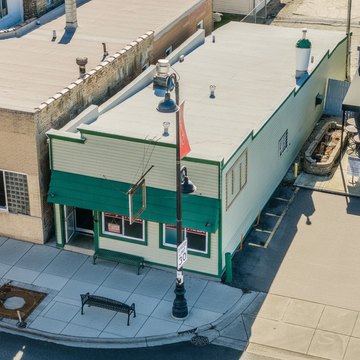 Updated Commercial Building in Berwyn