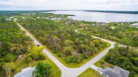 Buildable Lot Near Eisenhower Dr