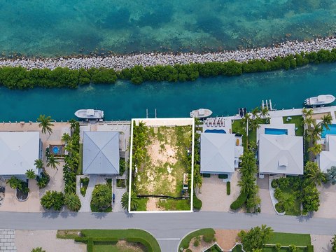 Land, Duck Key, FL