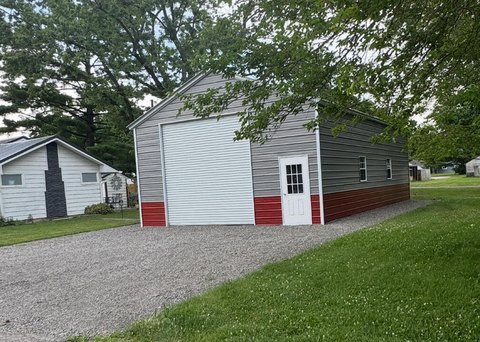 Metal Barn Near Indian Lake