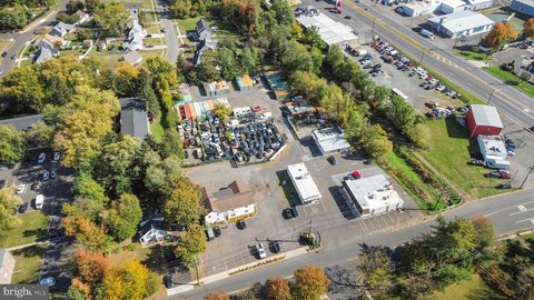 Multi-Building Industrial Storage Site