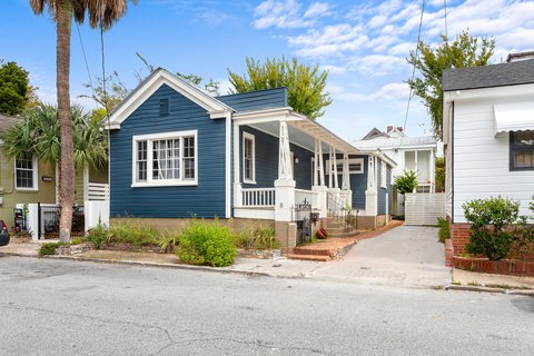 Charleston Triplex Near Hampton Park