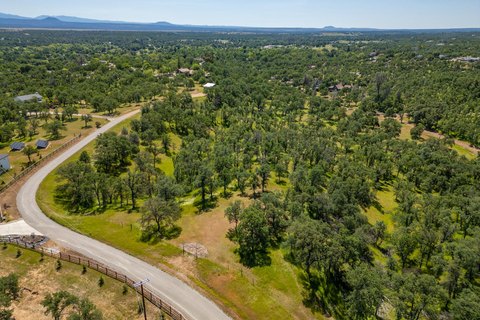 LAND - Palo Cedro, CA