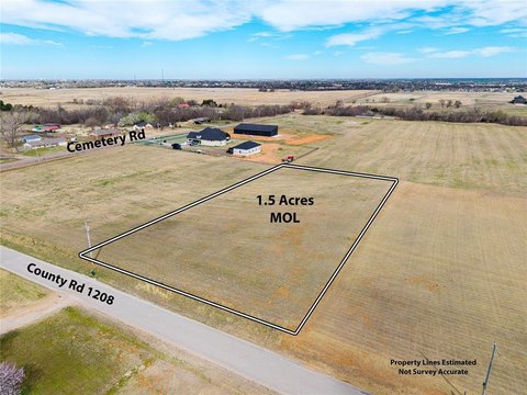 Residential Land in Tuttle, Oklahoma