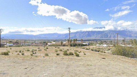 Land with Natural Hot Springs