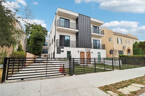 Newer Construction Mid-City Townhomes