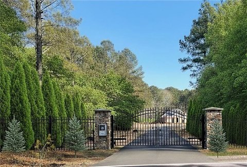Kennesaw Wooded Lot Opportunity