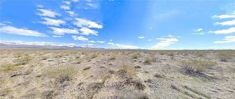 Pahrump Land with Mountain Views