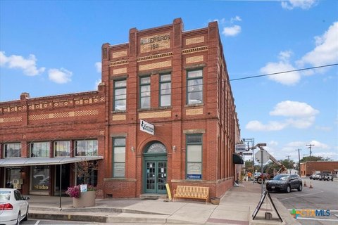 Historic Elgin Building on Main