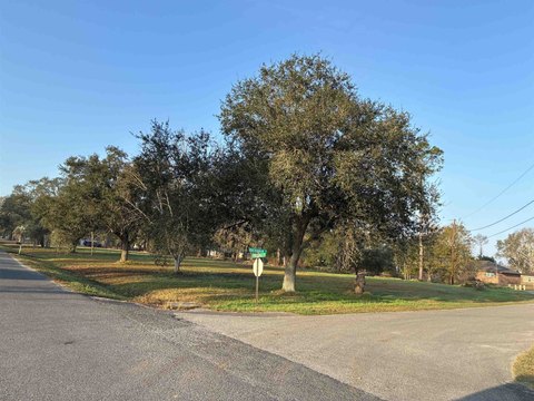 Land, Thibodaux, LA