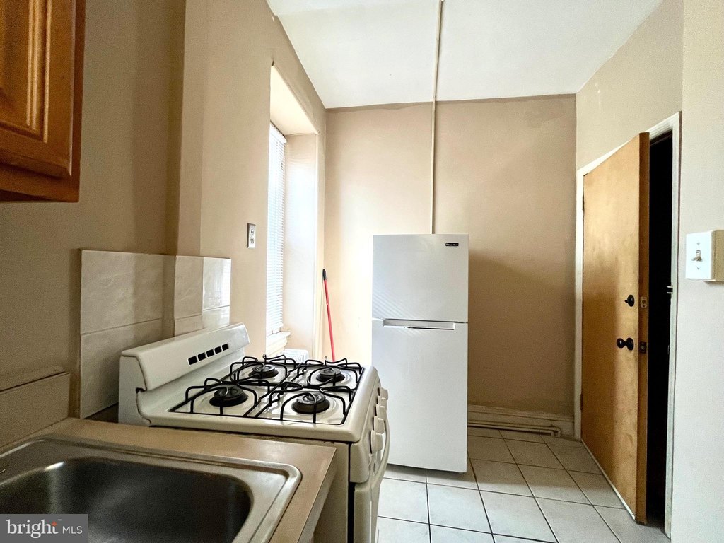 Picture 30