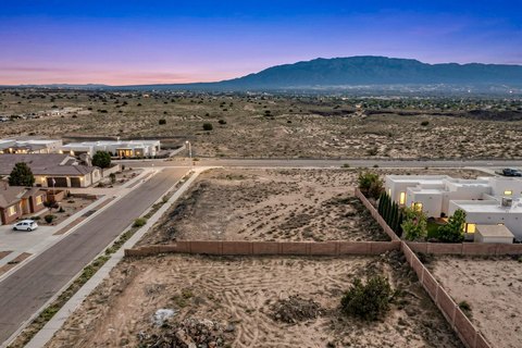 Land, Albuquerque, NM