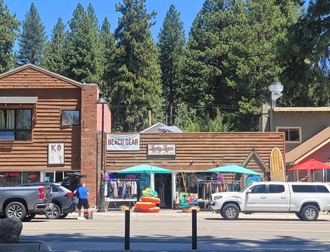 Mixed-Use Property with Lake Views