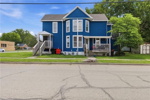 Downtown Quadplex With Renovations