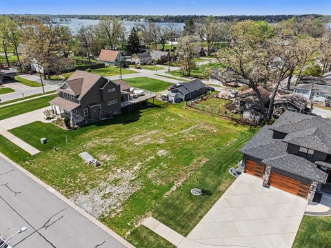 Residential Lot in Offshore Estates